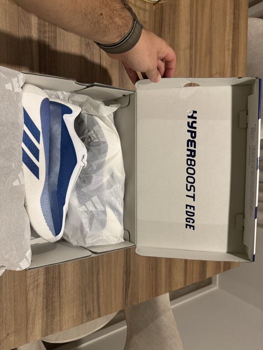 Adidas HyperBoost Edge 42
