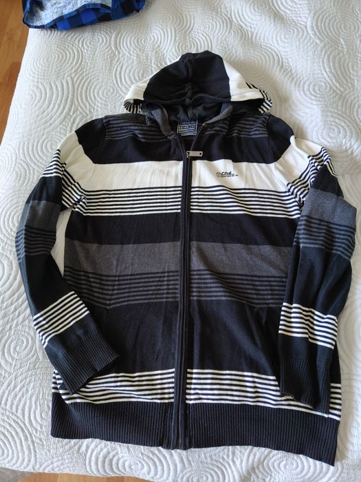 Sweter męski lub młodzieżowy