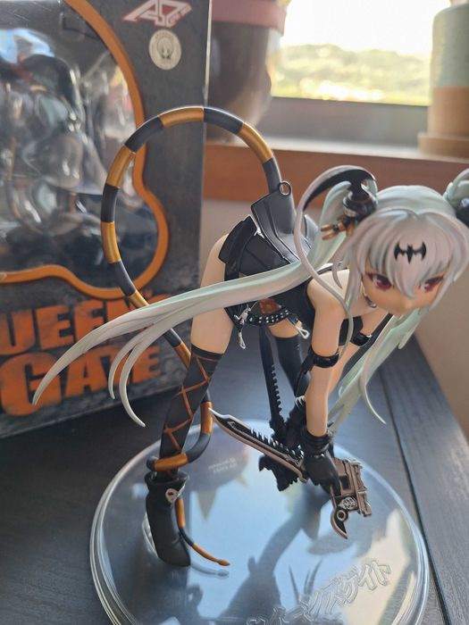 Figura Anime - Alice: Queen's Gate (Alpha x Omega)
