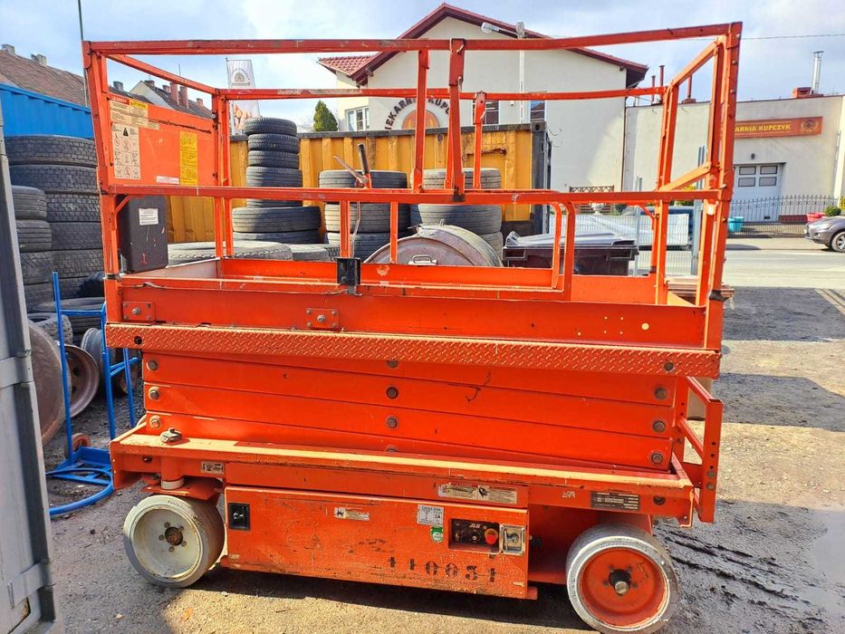 Podnośnik nożycowy koszowy zwyżka elektryczny JLG 2646-E3 2001 rok