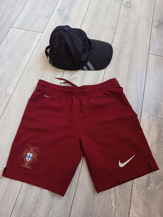 Шорты на мальчика до 10 лет, кепка на флисе