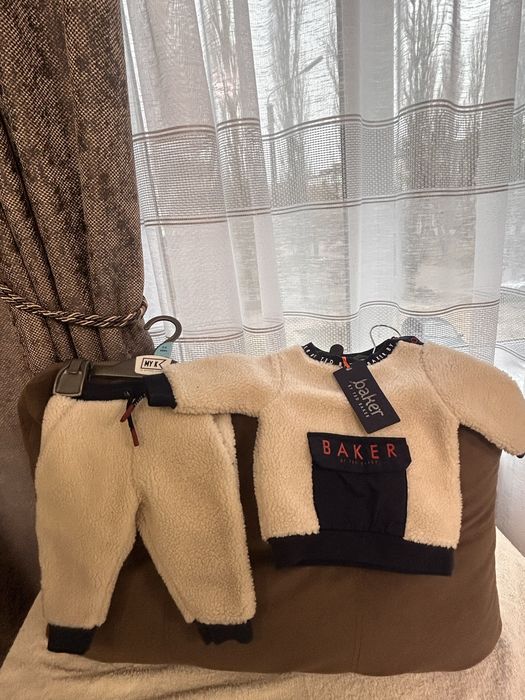 Продам новый костюм