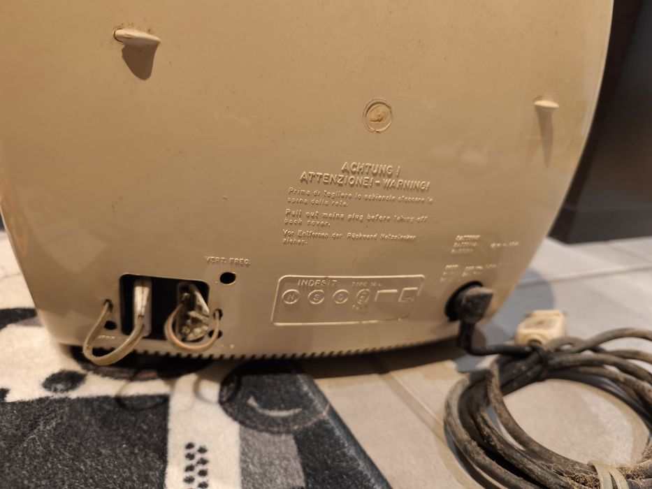 Televisão Vintage Indesit