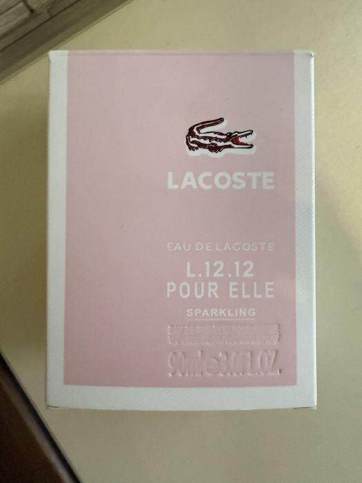 Продам духи Lacoste