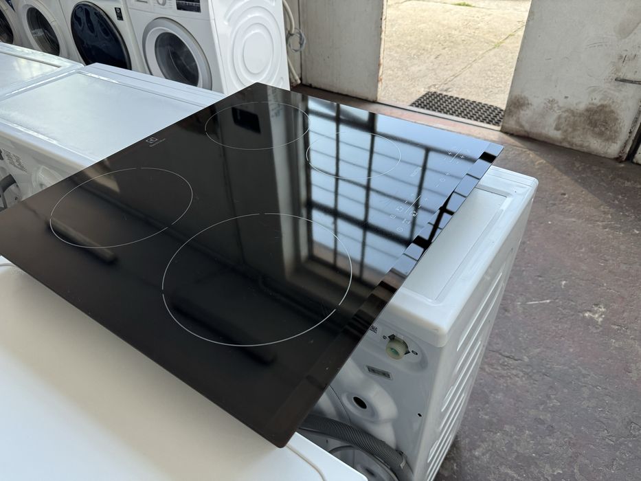 Płyta INDUKCYJNA ELECTROLUX 60cm. Booster. Gwarancja.Transport