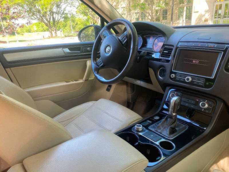 2015 Volkswagen Touareg TDI Lux