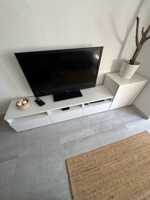 Movel tv besta com vidro