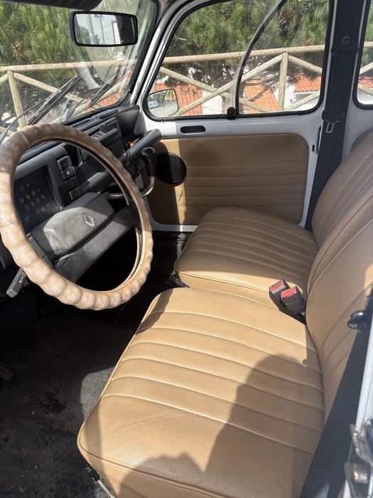 Renault 4 — fotografia 5