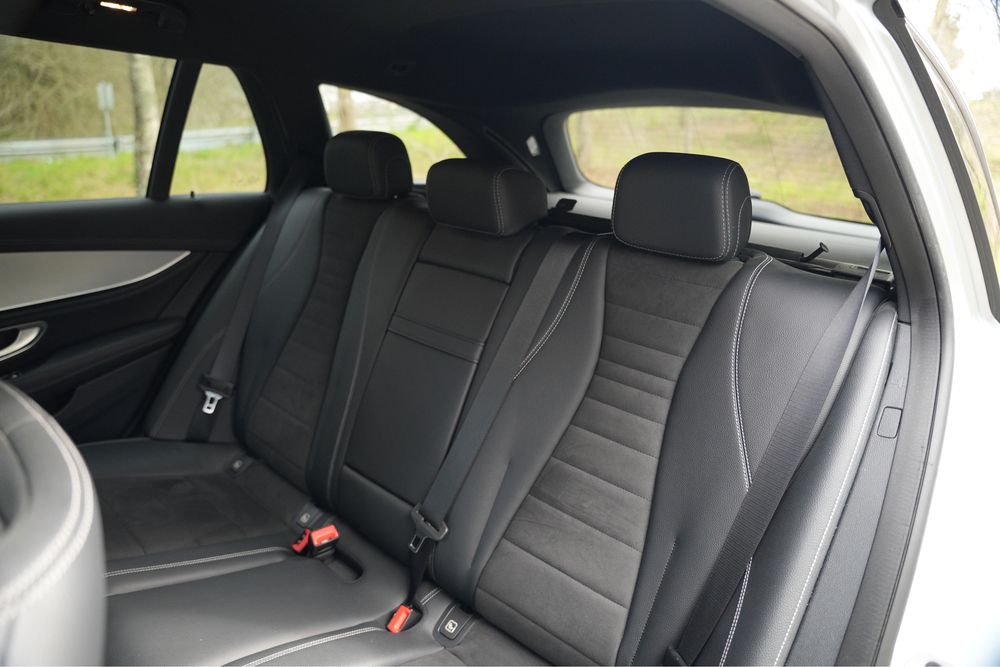 Mercedes Benz E300De IVA Dedutivel