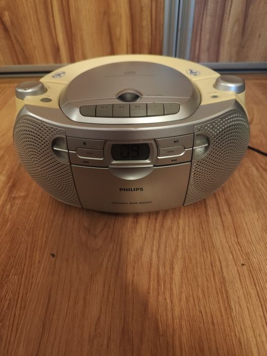 Kremowe radioodtwarzacz Philips