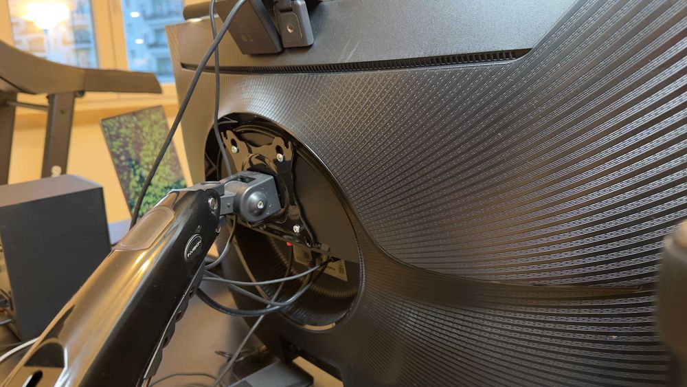 Monitor Samsung Odyssey 32" Curvo Gaming QHD 165Hz 1ms AMD FreeSync