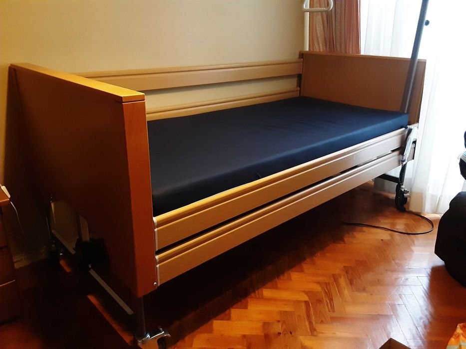 Cama Articulada e Elevatória Elétrica (+ Ofertas) - Como NOVA!