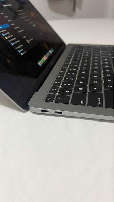 MacBook Air - 2019