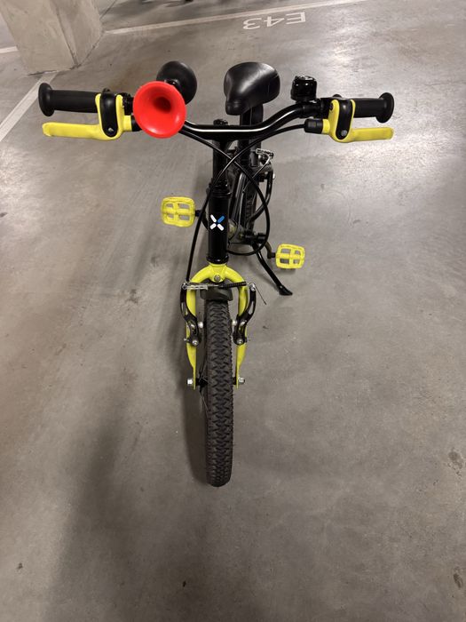 Bicicleta de criança (com roda de 16 polegadas) como nova
