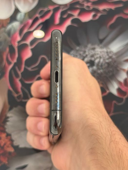 iPhone XS 64GB Space Gray, рідний екран, дуже хороший стан