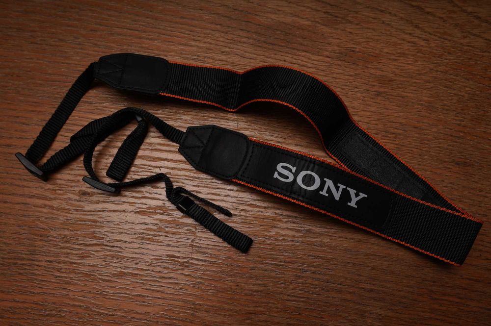 Sony Нашийний ремінь для фотоапарату