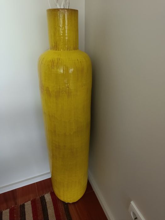 Vaso de cerâmica para decoração