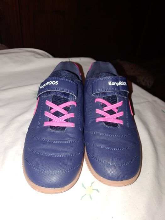 Кросівки ,,KangaRoos,,37.5
