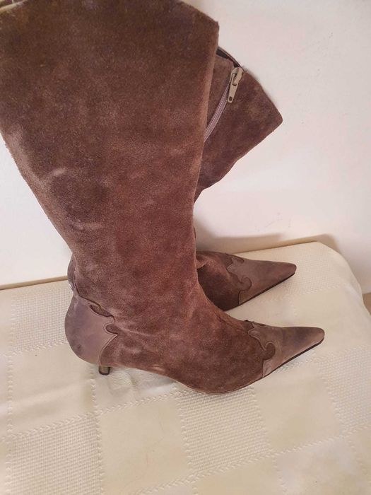 Botas N.39, Salto pequeno, Castanho, Camurça