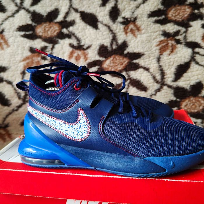 Mega sport buty do koszykówki Nike Air Max Impact wkł.26cm swietnystan