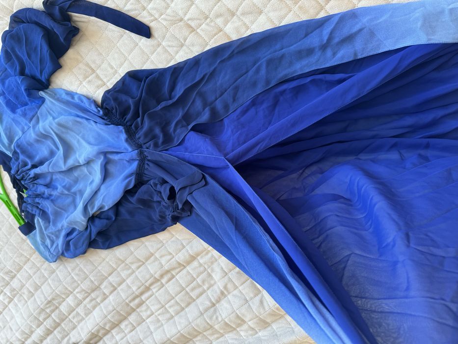 Продам вишиту сукню та вечірню