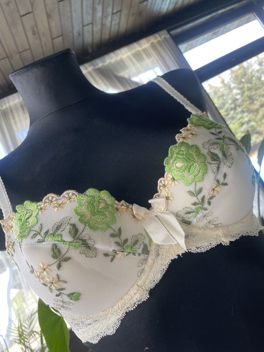 Biustonosz 70A, 75A, 80B, 70C, 75C,70D,  (392)