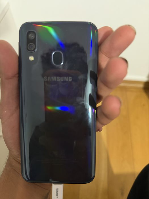 Samsung A40 em excelente estado