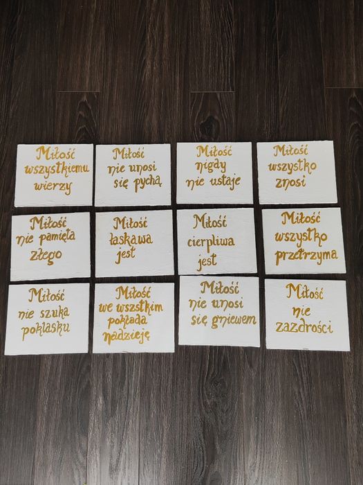 Hymn o miłości tabliczki drewniane ręcznie malowane białe złote napisy