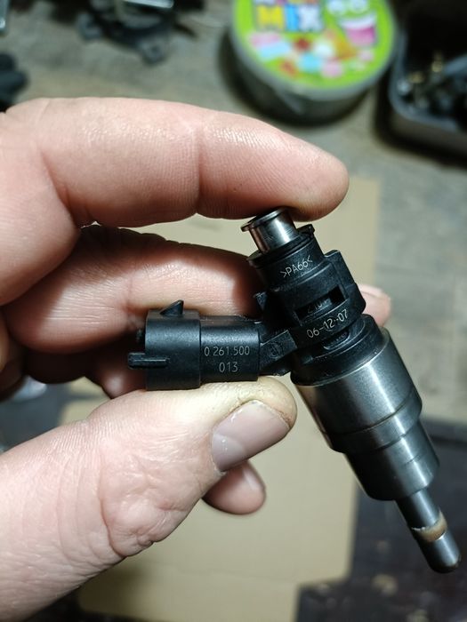 Wtryskiwacz Alfa Romeo 2.0 GT 16V JTS czyszczone ultradźwiękowo