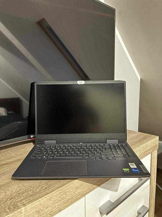 Laptop Lenovo INTEL i5-13420, RTX 3050 6GB, 16GB RAM, stan idealny.