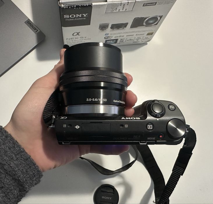 Фотоапарат Sony Alpha NEX-5t , обʼєктив 16-50mm