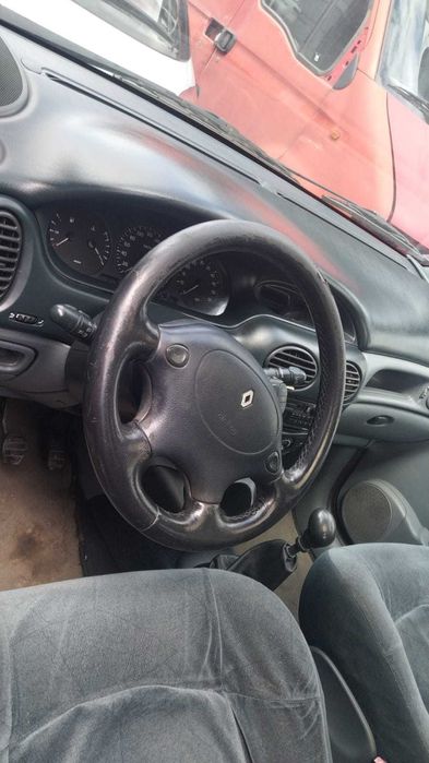 Renault Megane  Scenic 1997 | PARA PEÇAS |