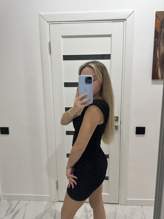 Плаття бренду Rare