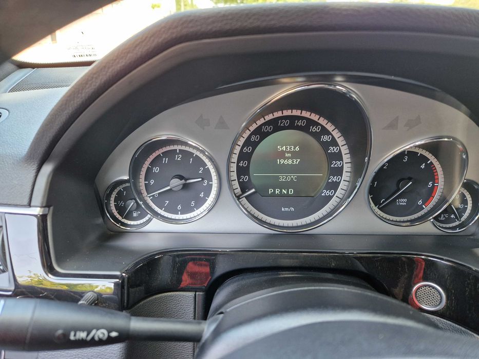 Mercedez-Benz 2011