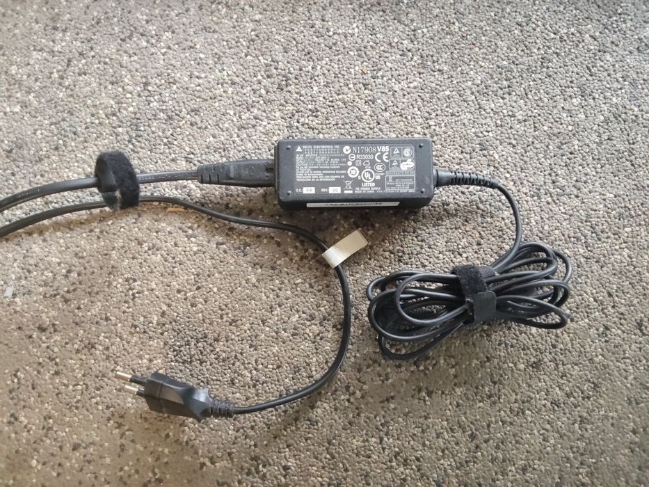 Блок питания от ноутбука