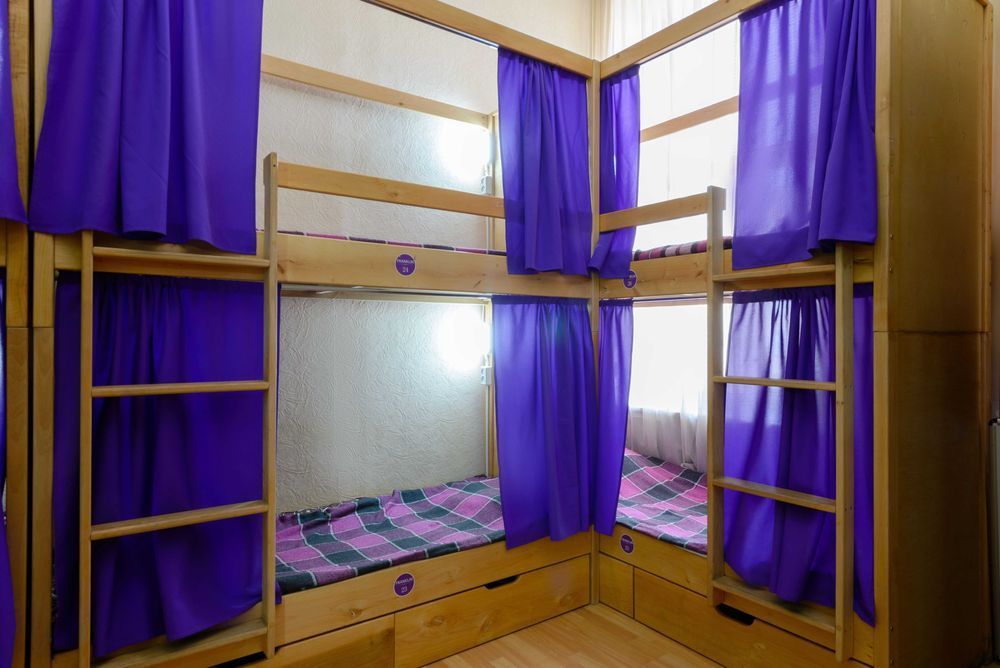 Хостел в Киеве 1500 грн. в месяц и 400 грн. в неделю Очень дешево !