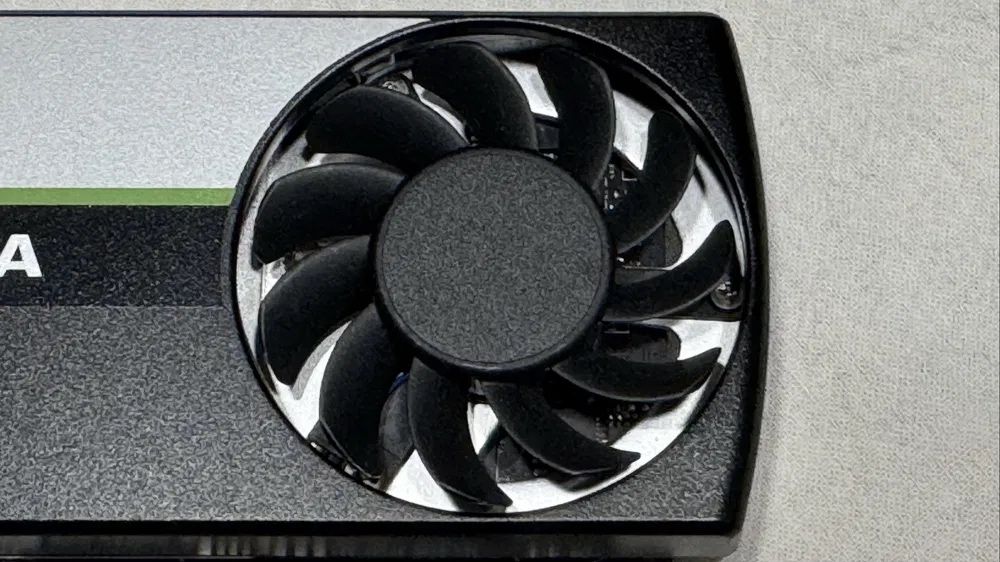 NVidia Quadro T1000