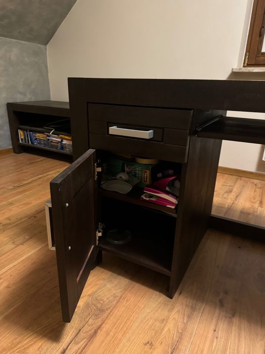 BIURKO z litego drewna (dąb) heban / nero 135x65x77 BDB