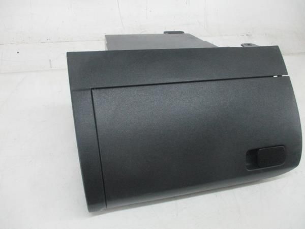 Porta luvas VOLKSWAGEN Polo (6R, 6C)