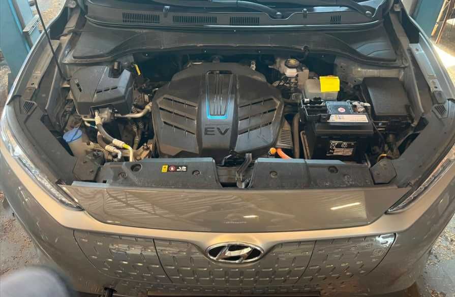 Розборка Hyundai KONA Бампер