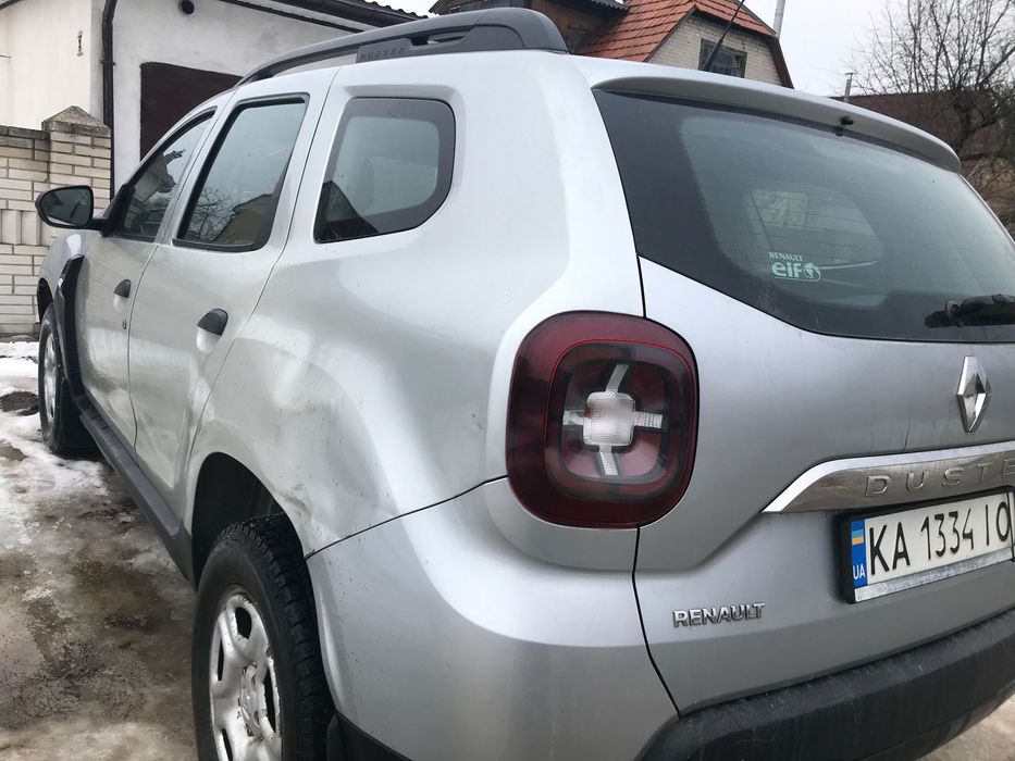 Продам рено дастер 4/4 незначне дтп 2020