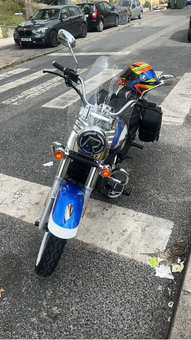 Um renegade classic deluxe 125cc