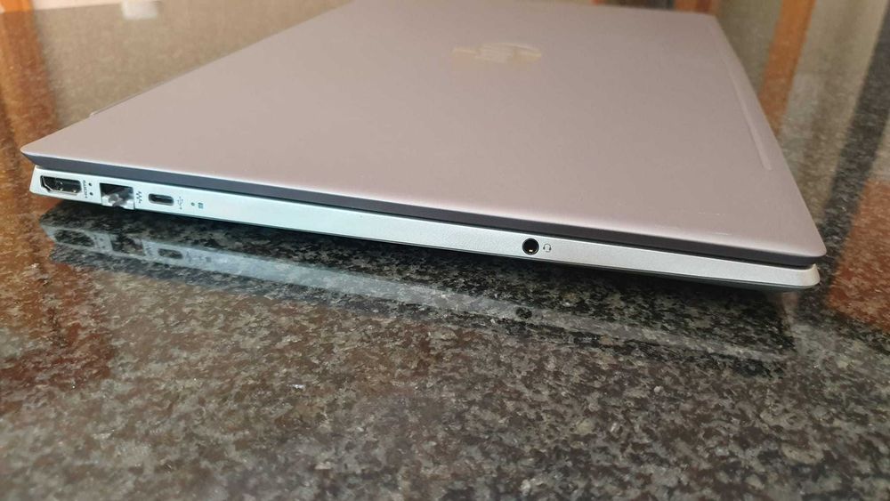 Portátil HP Pavillion Laptop 15-cs3016np