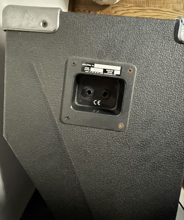 Акустика  HH Electronics IS115P Powered Monitor