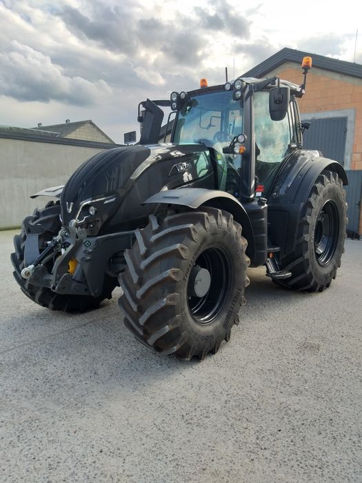 Ciągnik rolniczy Valtra 214 Direct