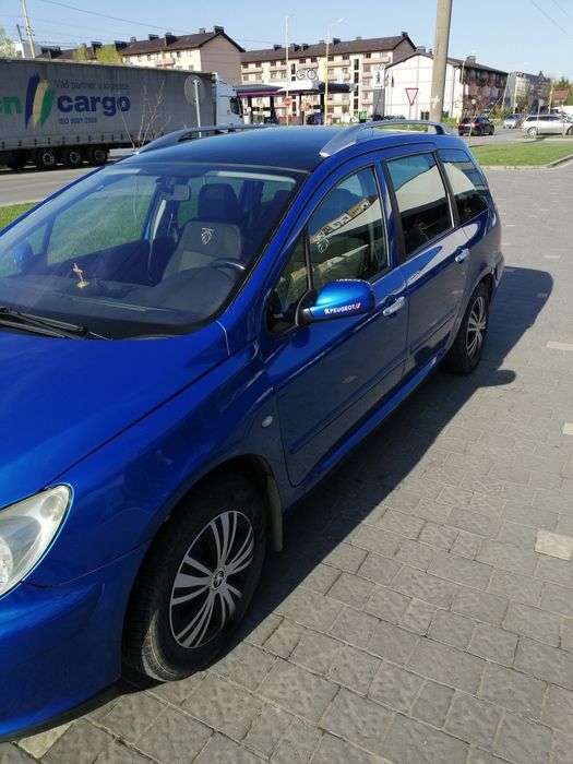 Пежо 307 SW в отличном состоянии. .