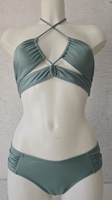 Produção de bikini para marcas