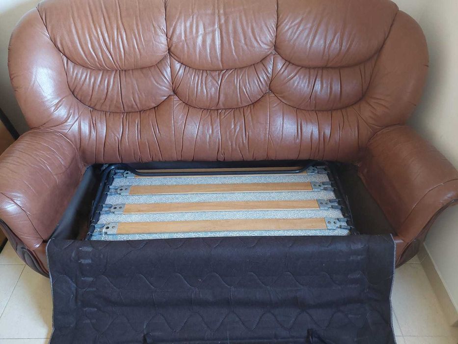 Conjunto de sofá cama e cadeirão