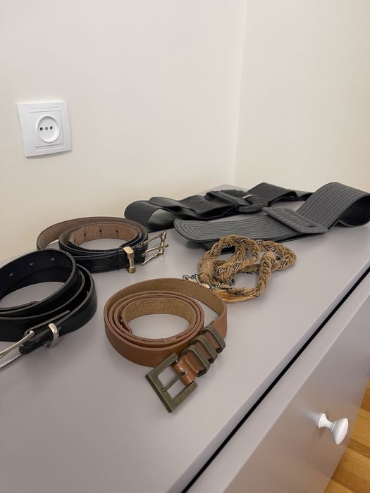 Набір жіночих ремнів