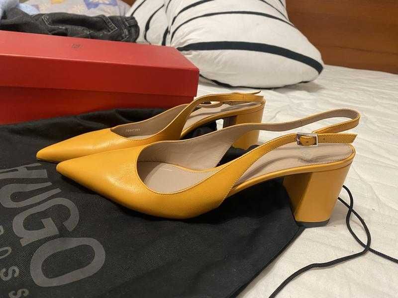 Жовті туфлі hugo boss